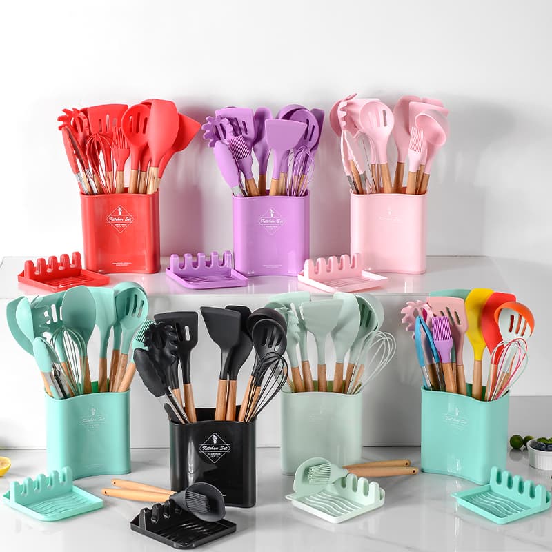 ست کفگیر سیلیکونی 13 پارچه مدل Kitchen Set رنگ طوسی