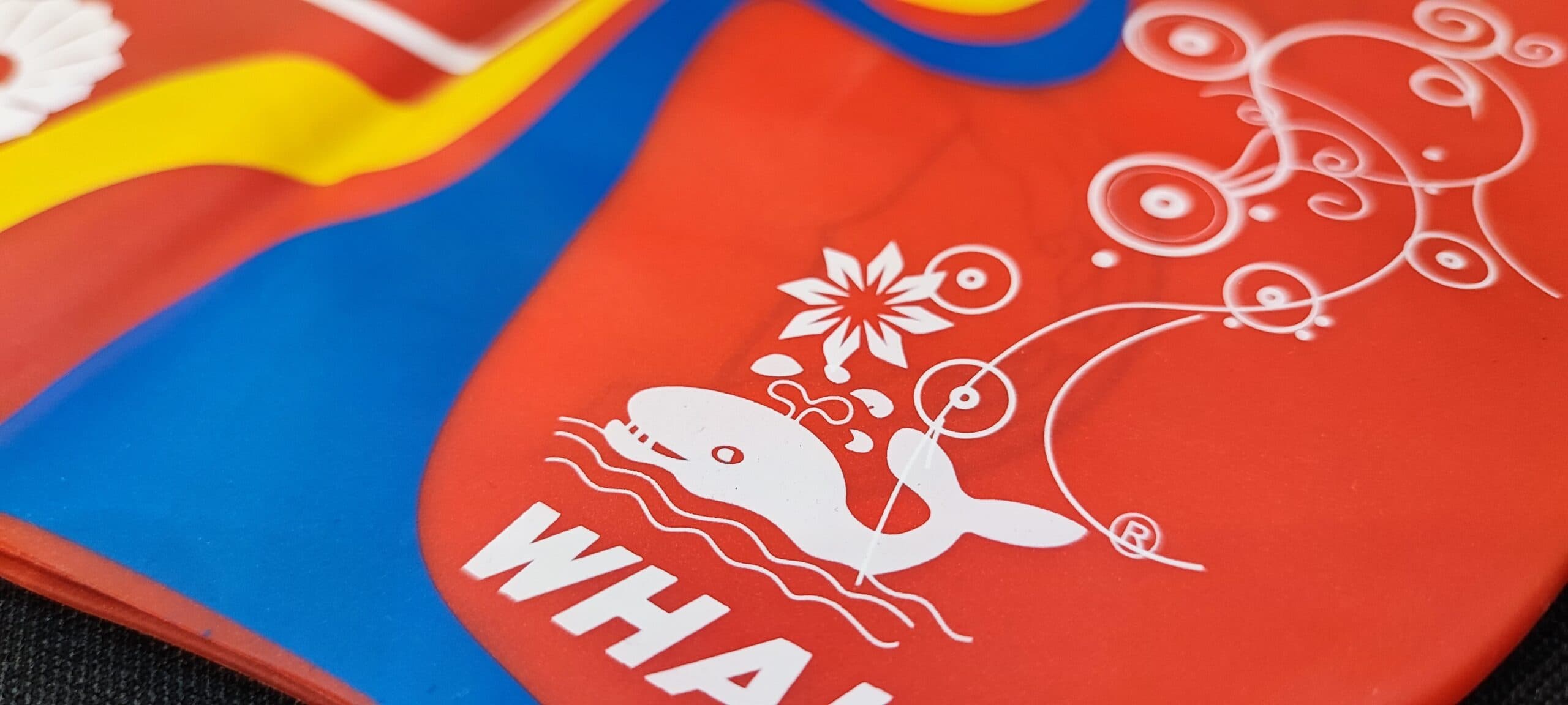 کلاه شنا وال whale قرمز طرح دار — تصویر ۱۱