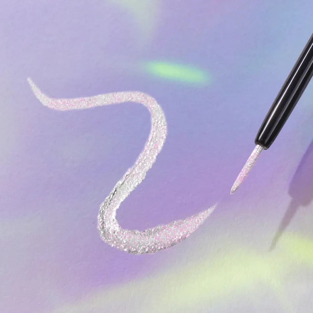 خط چشم مویی هولوگرافیک دوان THE ONE Wonder Liner Blushing Prism — تصویر ۱۱