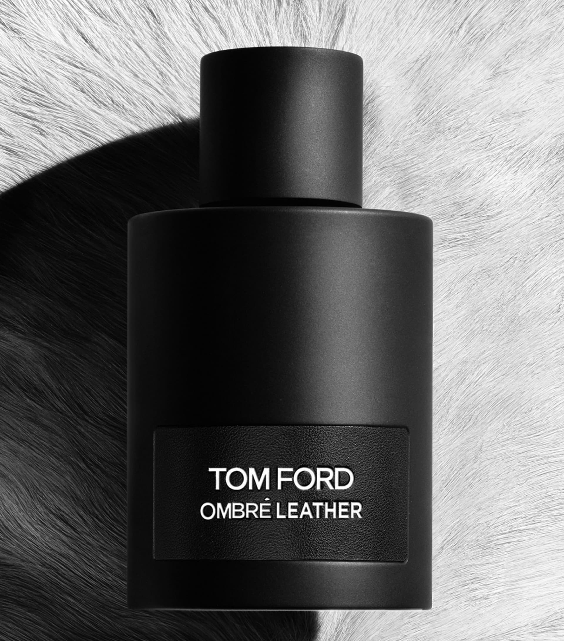 ادوپرفیوم مردانه زنانه تام فورد امبر لدر 2018 _ Tom Ford Ombre Leather 2018 — تصویر ۱۲