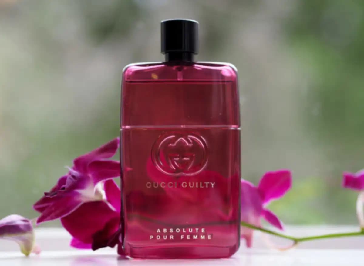 ادوپرفیوم زنانه گوچی گیلتی ابسولوت پور فم _ Gucci Guilty Absolute Pour Femme — تصویر ۷