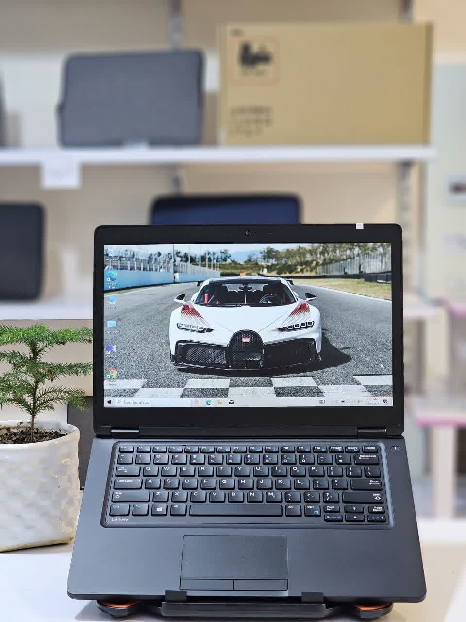 dell latitude e5480 i7-6600 8 256 2GB 930MXلپتاپ دل — تصویر ۳