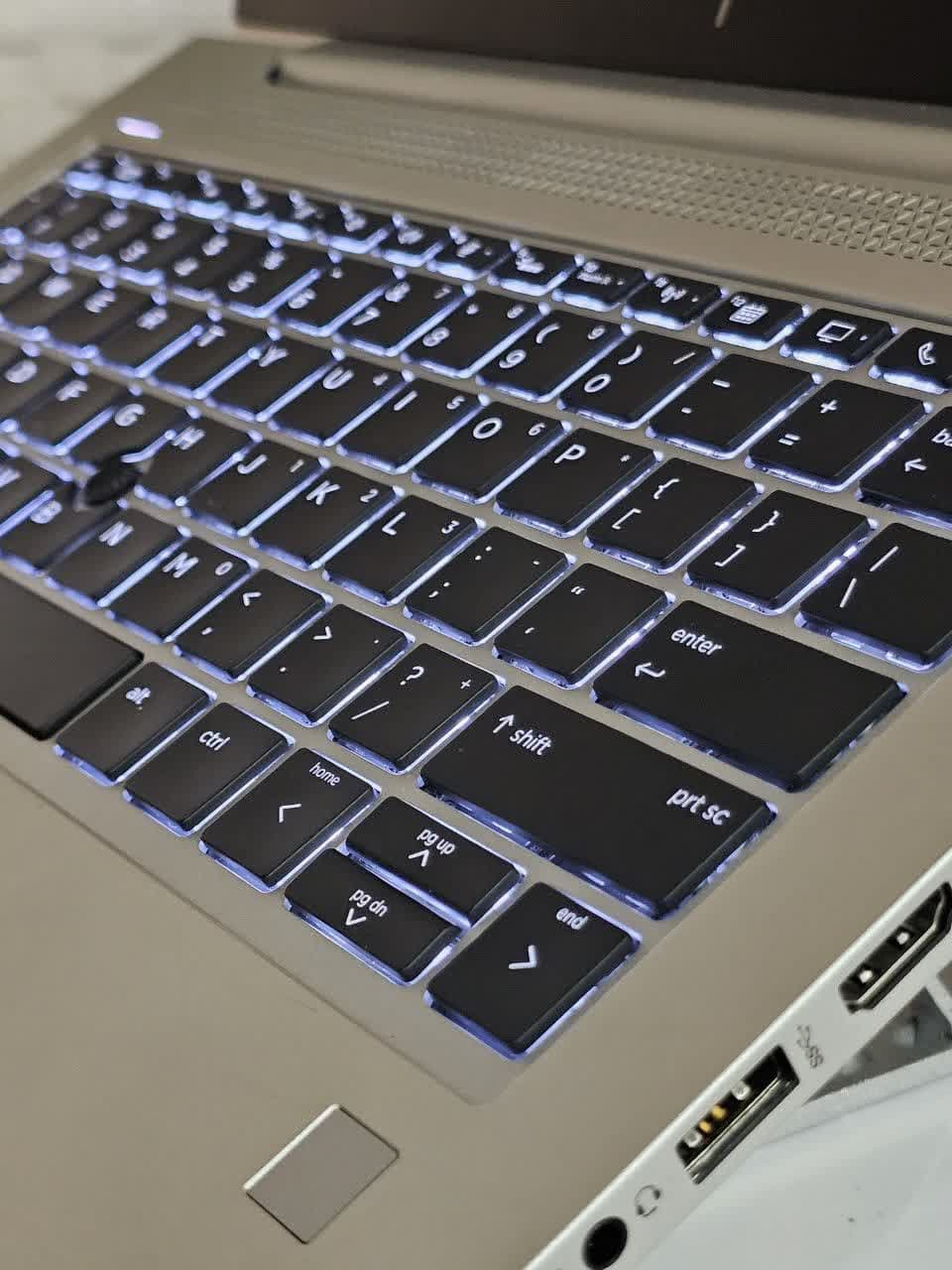 HP 735 G6 RYZEN7-3700PRO 16 256 2GBVGAلپتاپ لمسی — تصویر ۱۲