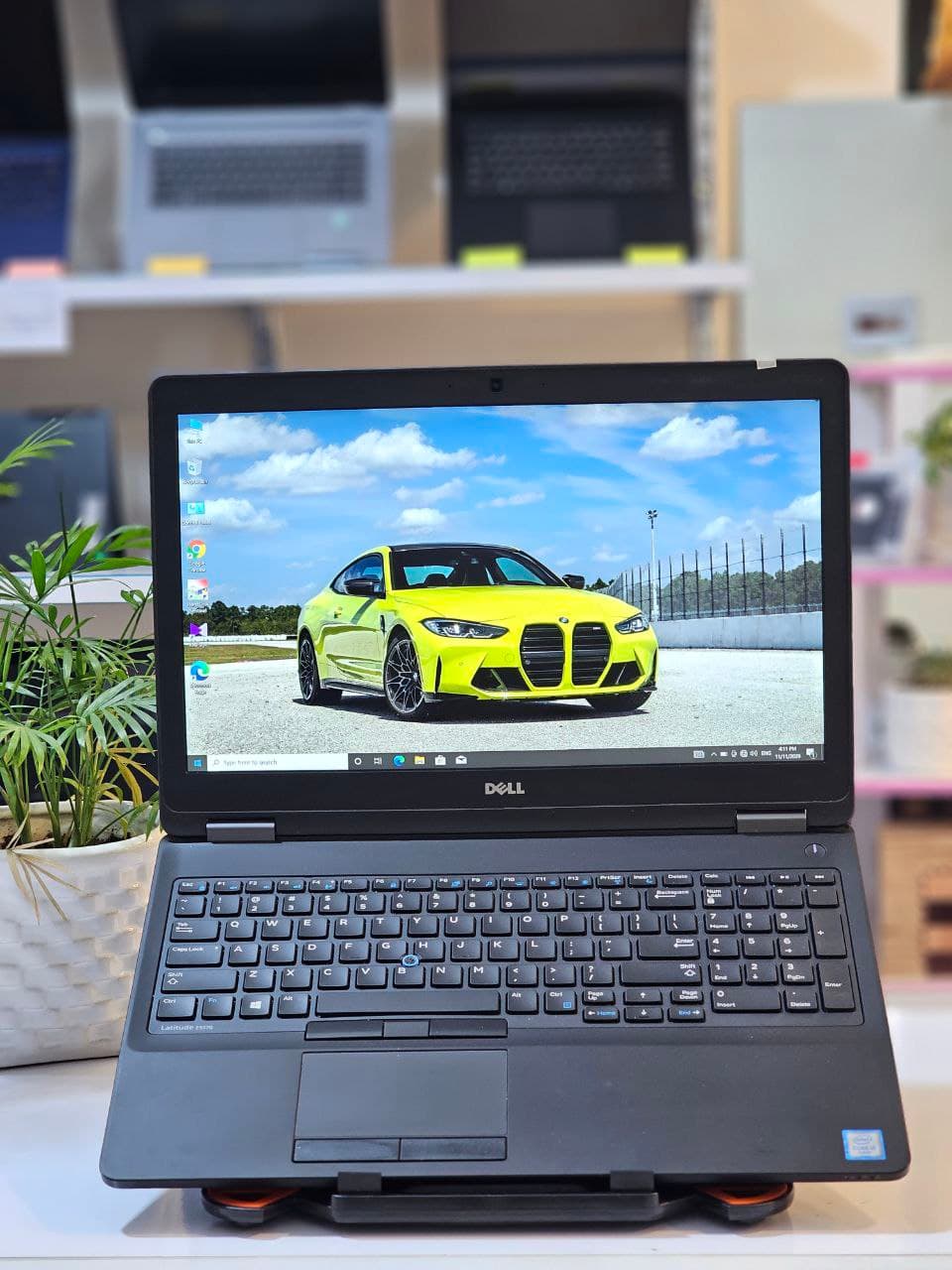 DELL E5570 I7-6600-8-256-2GB VGAلپ تاپ دل لاتیتیود — تصویر ۱۰