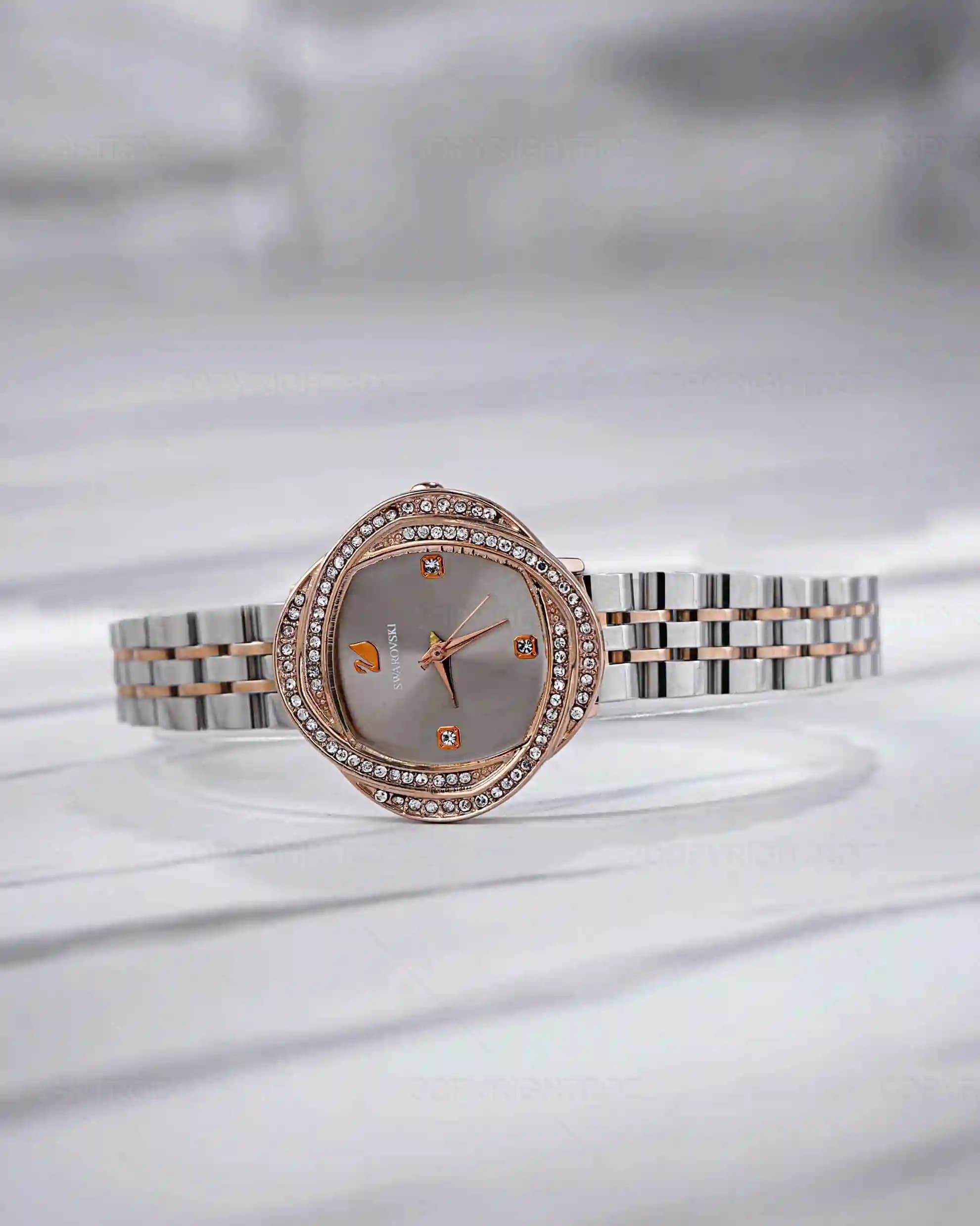 ساعت مچی زنانه سواروسکی SWAROVSKI مدل 1229 — تصویر ۶