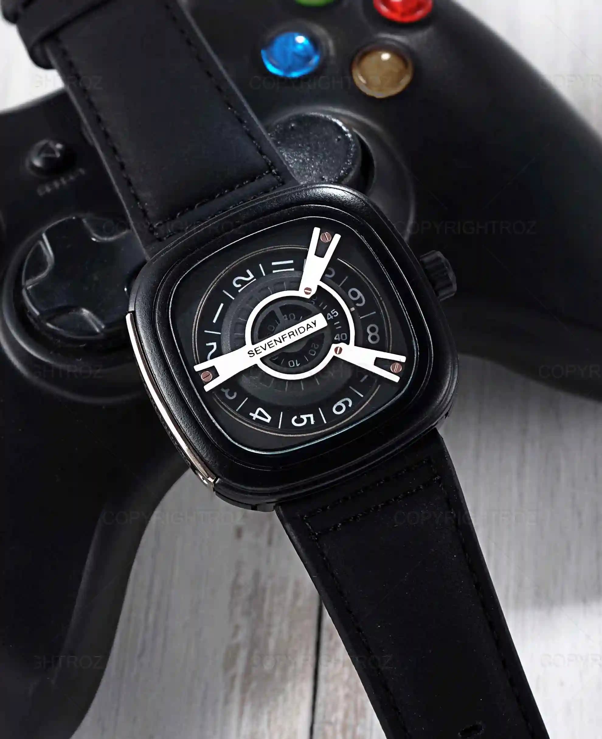 ساعت مچی مردانه سون فرایدی SEVENFRIDAY مشکی مدل 1222 — تصویر ۴