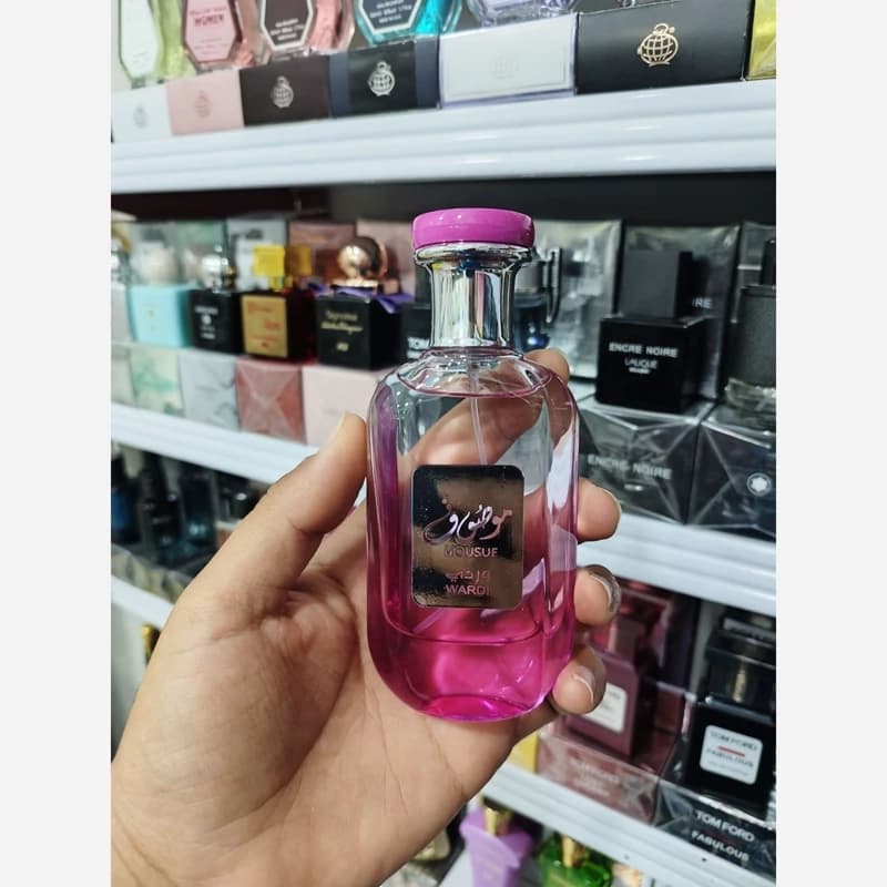 عطر ادکلن موصوف صورتی وردی حجم 50میل