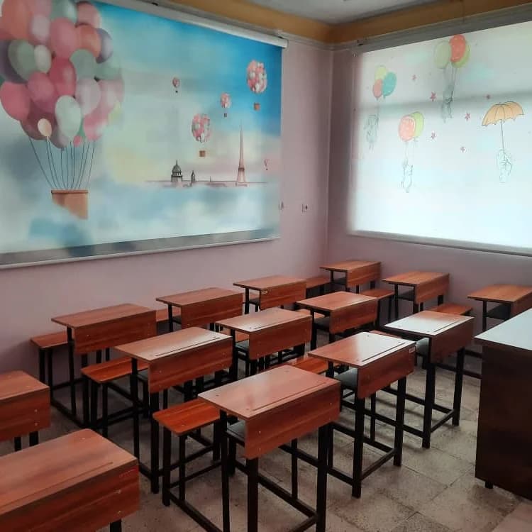 نیمکت تکنفره بدون پشتی طرح چوب — تصویر ۷