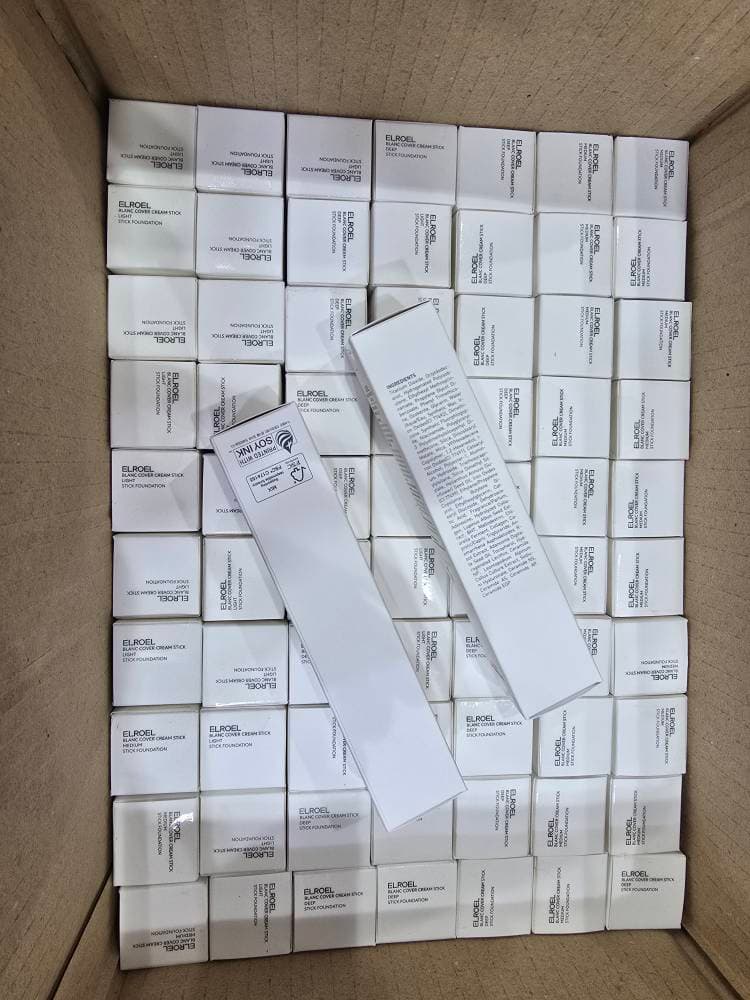 کرم پودر استیکی نامرئی ال روئل مدل Blanc Cover رنگ لایت Light حجم ۱۲ میلی لیتر با SPF ۵۰ ماندگاری ۲۴ ساعت اصلی به شرط اصالت | اورجینال — تصویر ۴