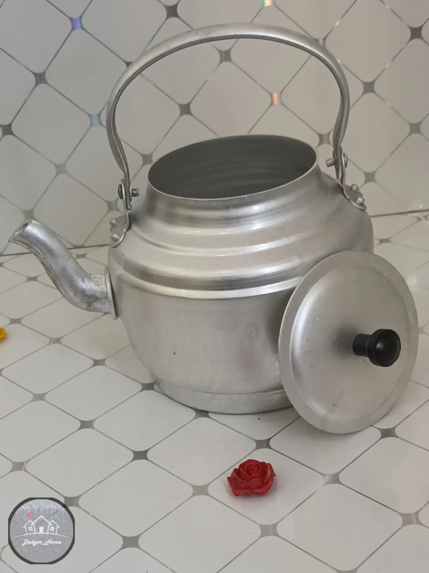 کتری سفید 28 — تصویر ۶