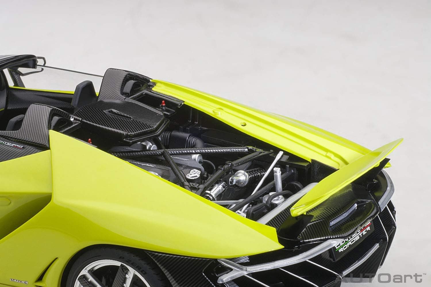 ماکت ماشین Lamborghini Centenario Roadster برند AUTOart — تصویر ۵