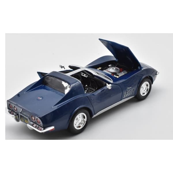 ماکت ماشین Chevrolet Corvette 1970 برند Maisto — تصویر ۵