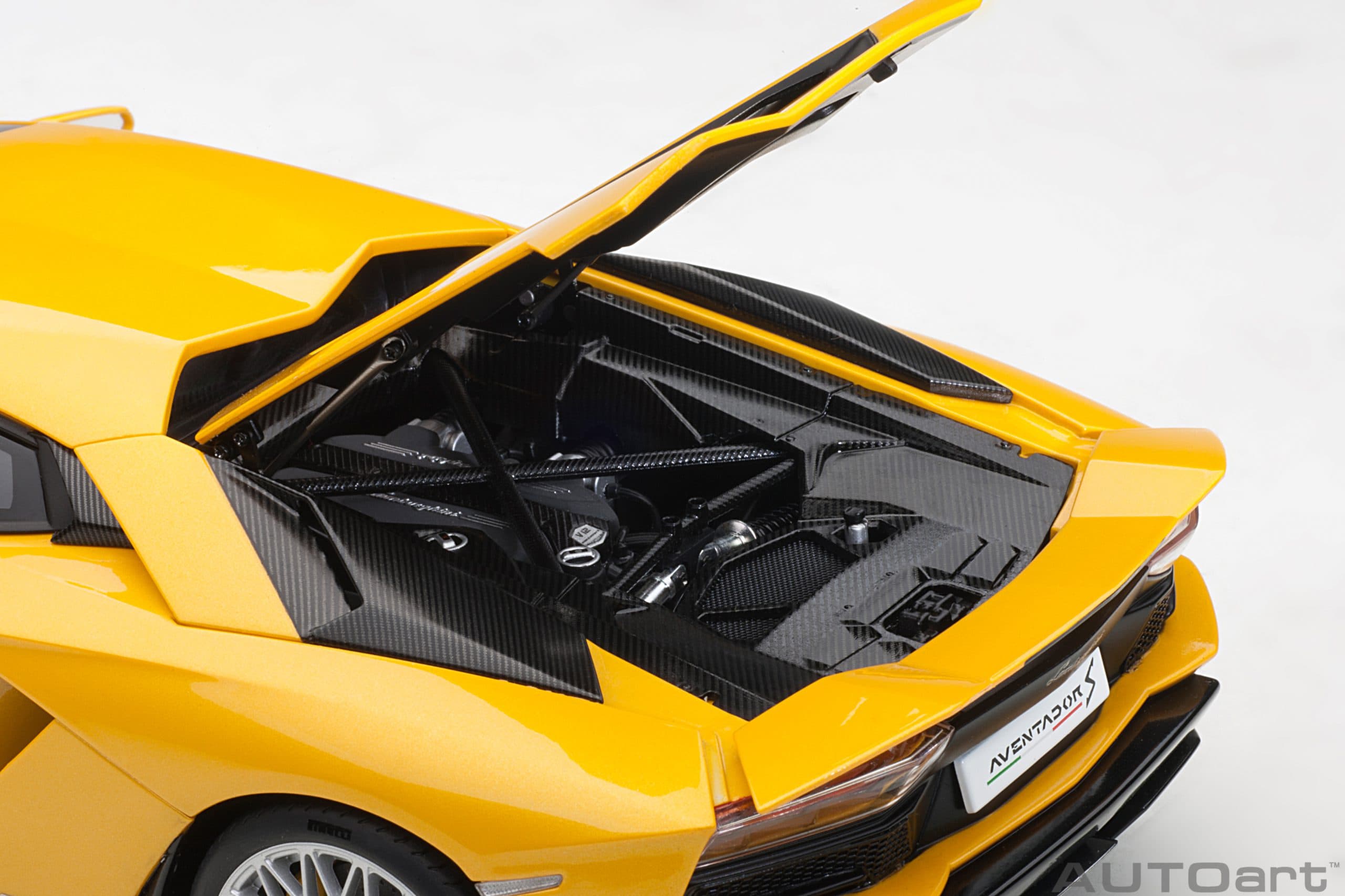 ماکت ماشین Lamborghini Aventador S برند AUTOart — تصویر ۱۱