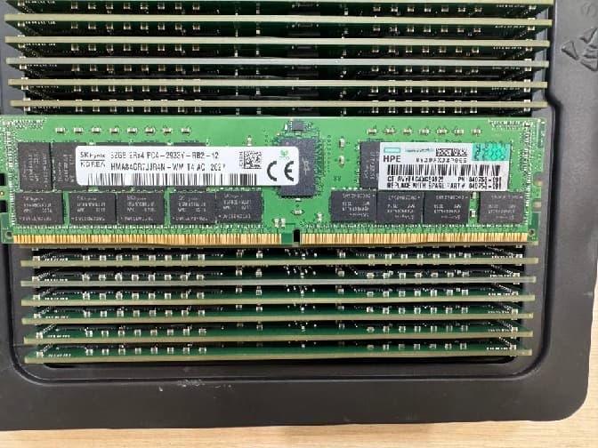 رم سرور HP 32GB PC4-2933 — تصویر ۲