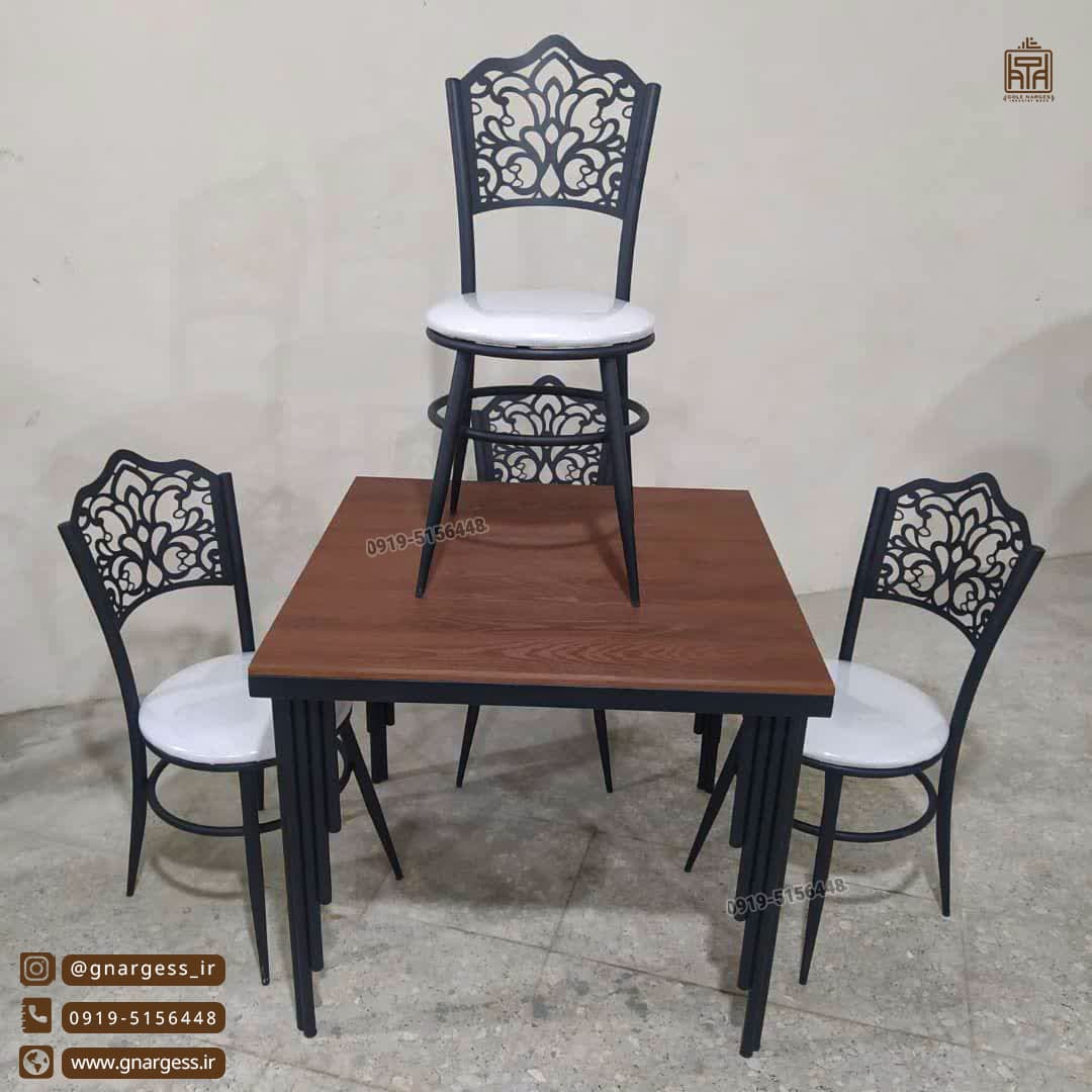 میز ناهار خوری فلزی پیانویی با صندلی تاجدار کف گرد
