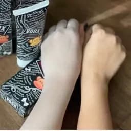 کرم ووکس اصل لیبل قرمز (سفید کننده صورت و بدن) — تصویر ۳