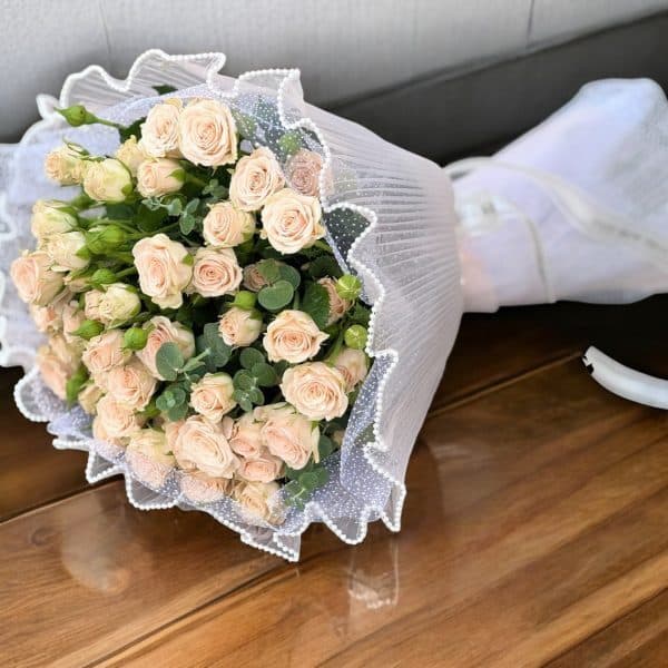 شرح خدمات گلفروشی نزدیک مترو پیروزی