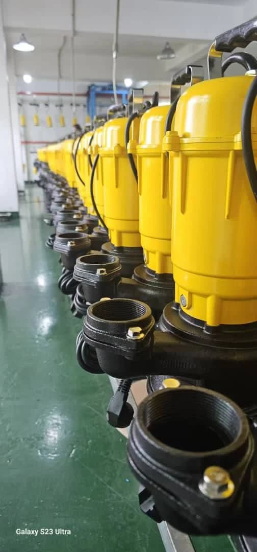 لجنکش 2 اینچ 20 متری فلوتردار Rnc مدل WQD10-20-0.75F