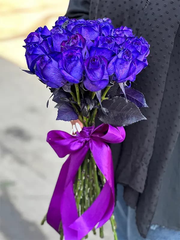 دسته گل رز بنفش — تصویر ۵