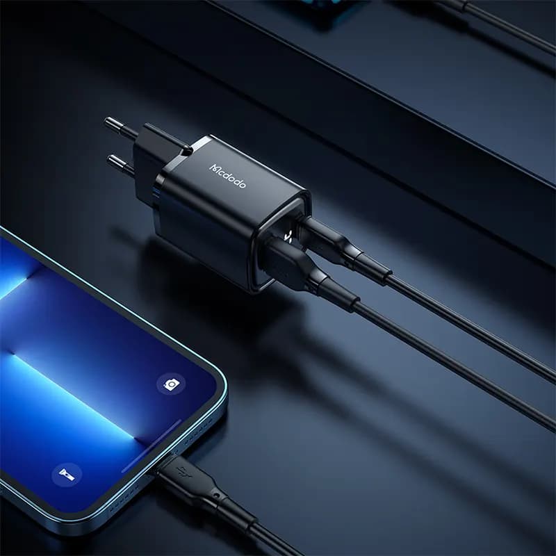 شارژر دیواری مک دودو مدل CH-1701 ظرفیت 33 وات با 2 پورت USB Type-C — تصویر ۹