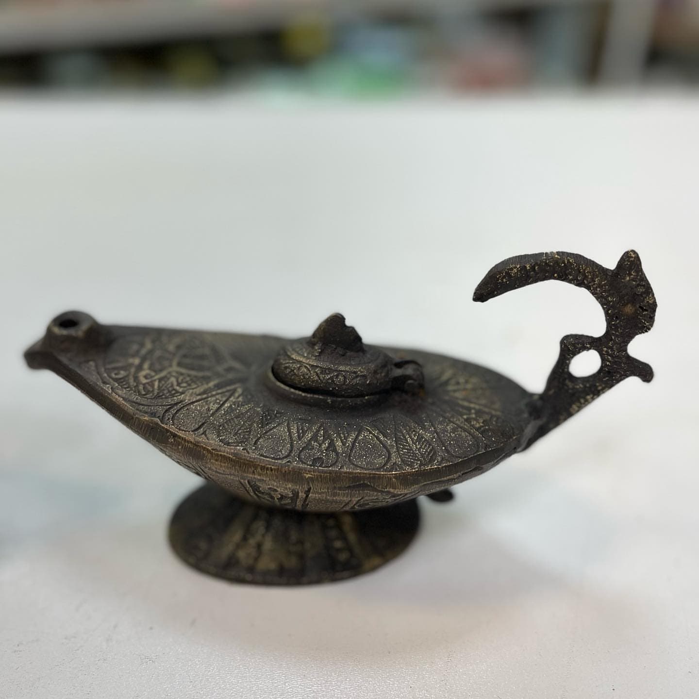 یک جفت پیسوز برنجی دم عقربی طرح قدیم — تصویر ۴