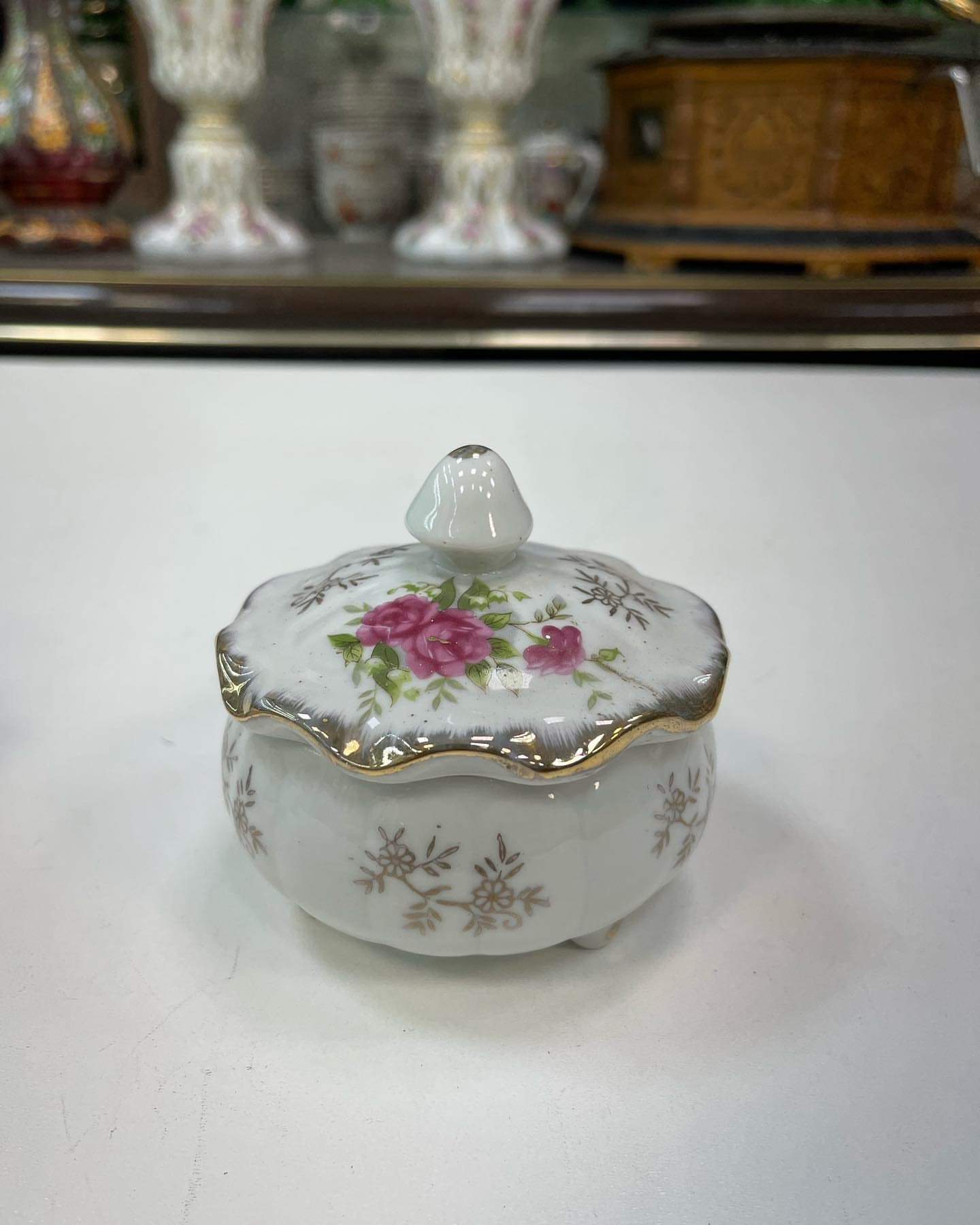 قندان لب چین گلسرخی ژاپنی قدیمی