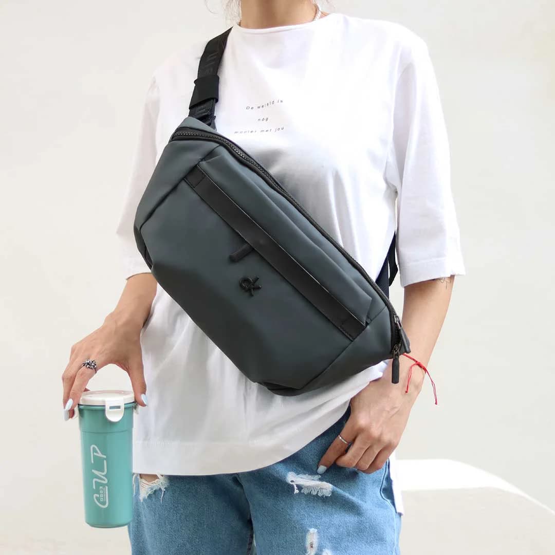 بادی بگ Calvin Klein مدل CK-3037 — تصویر ۱۰
