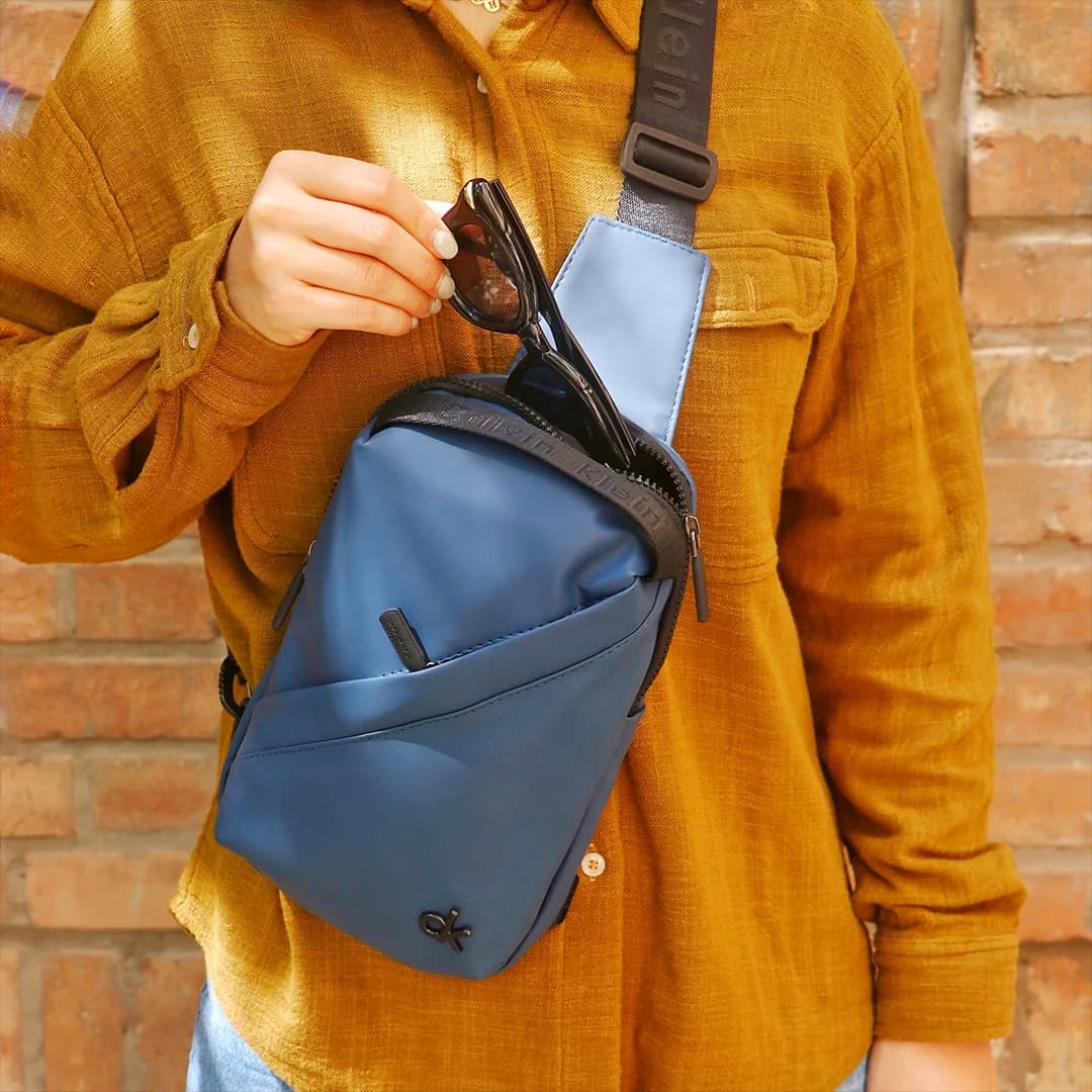 بادی بگ Calvin Klein مدل CK-3031 — تصویر ۱۲