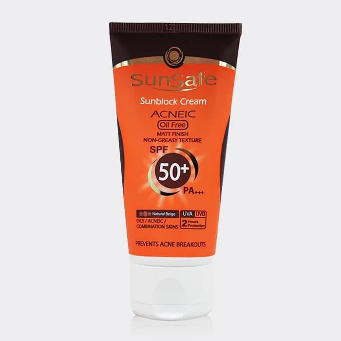 کرم ضد آفتاب رنگی آکنیک سان سیف Sunsafe Acneic Oil free Matt Finish Sunblock Cream 50ml — تصویر ۲