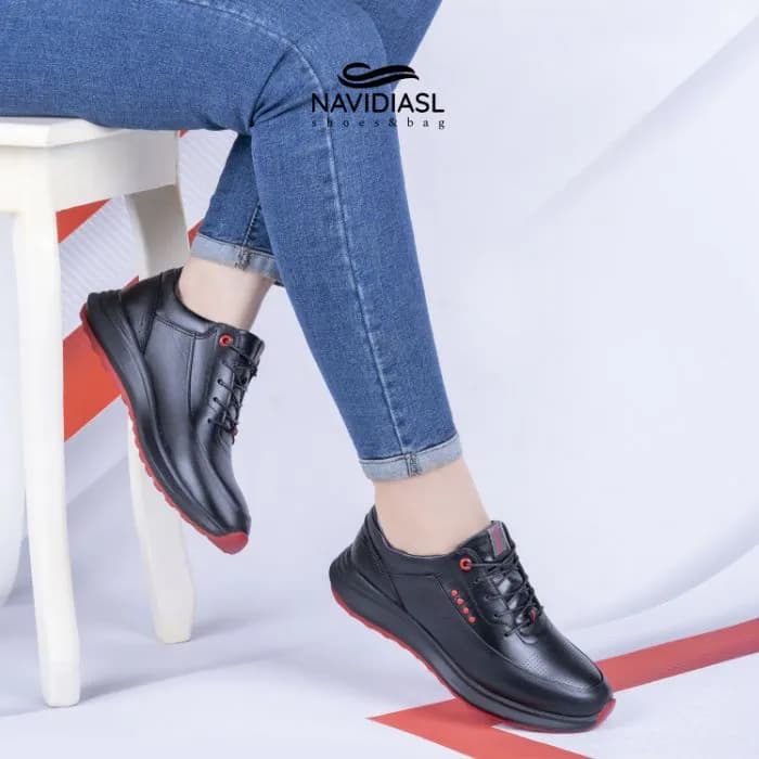 کفش زنانه چرم اسپرت کد 2025002 — تصویر ۱۱