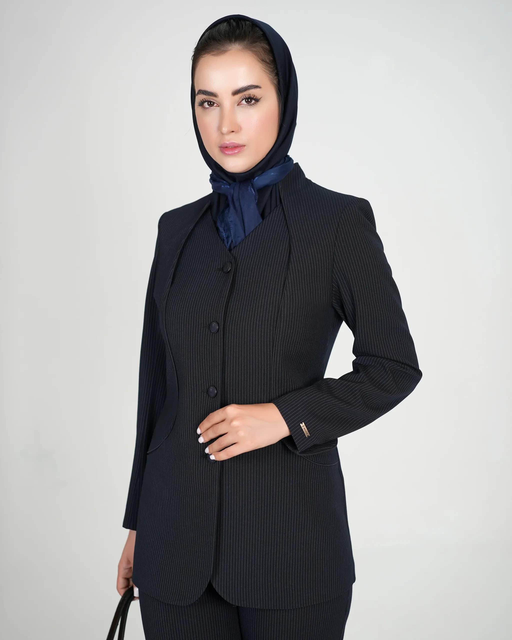 مانتو شلوار کایرا — تصویر ۳