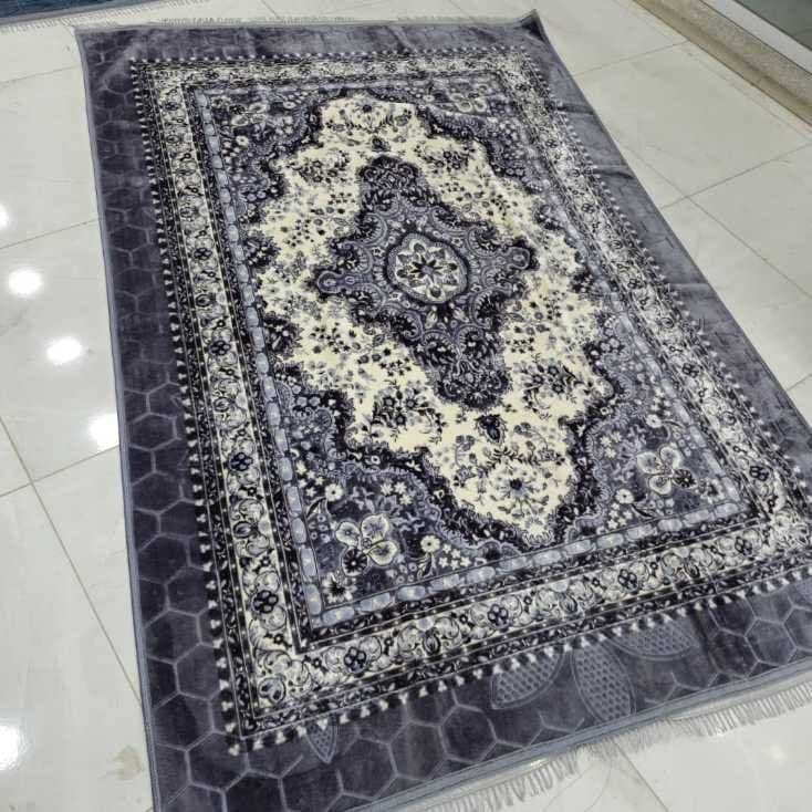 پتو فرش ۶ متری ترمزدار مخمل برند قوچ — تصویر ۴