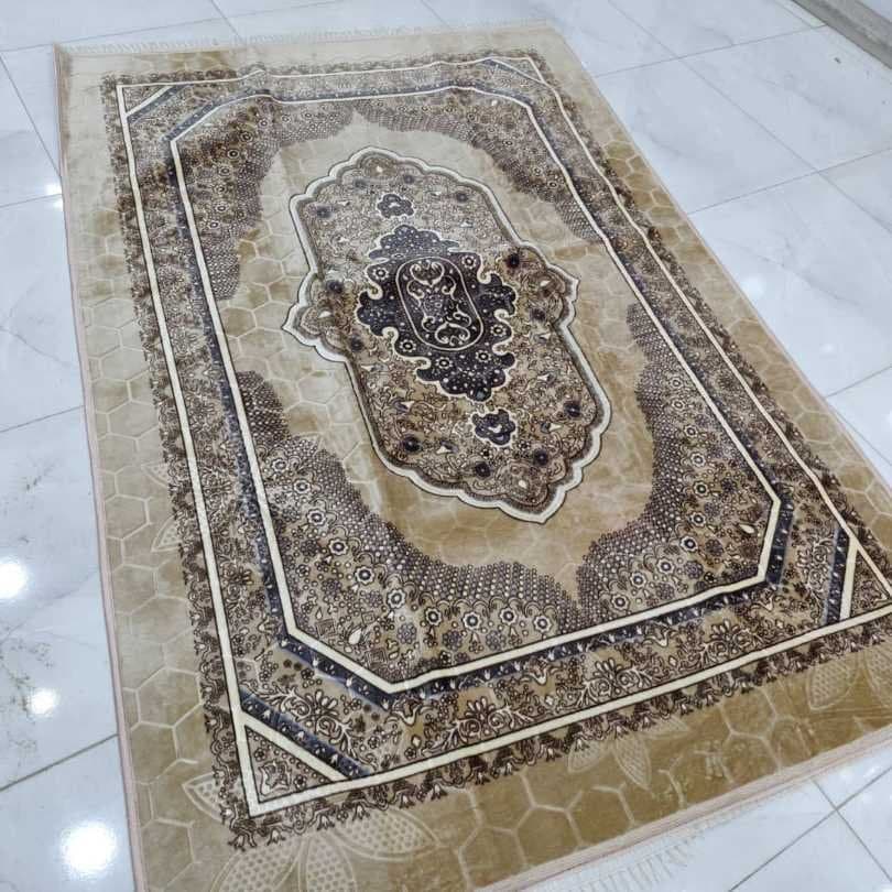 پتو فرش ۶ متری ترمزدار مخمل برند قوچ