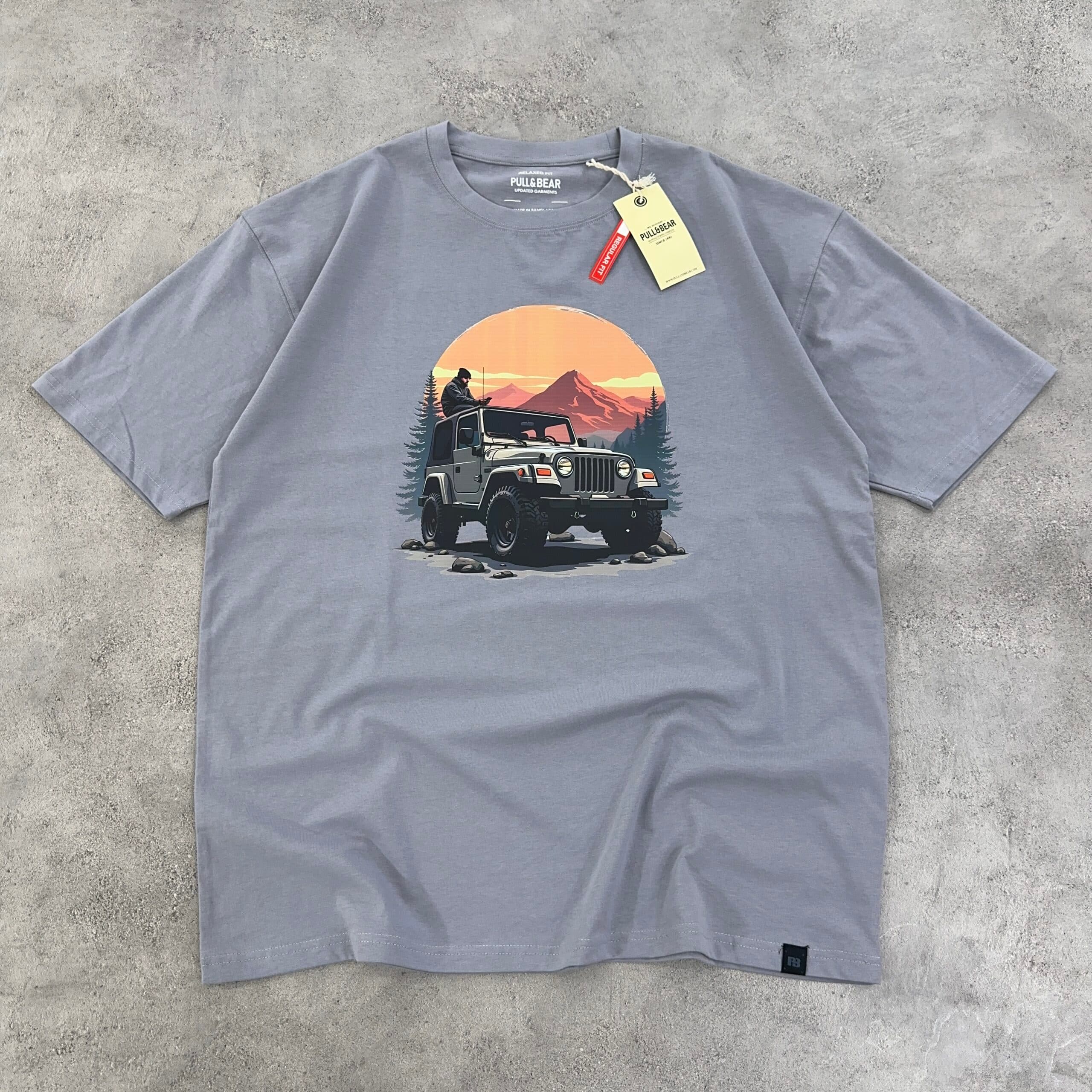 تیشرت اورجینال مردانه PULL & BEAR طرح جیپ