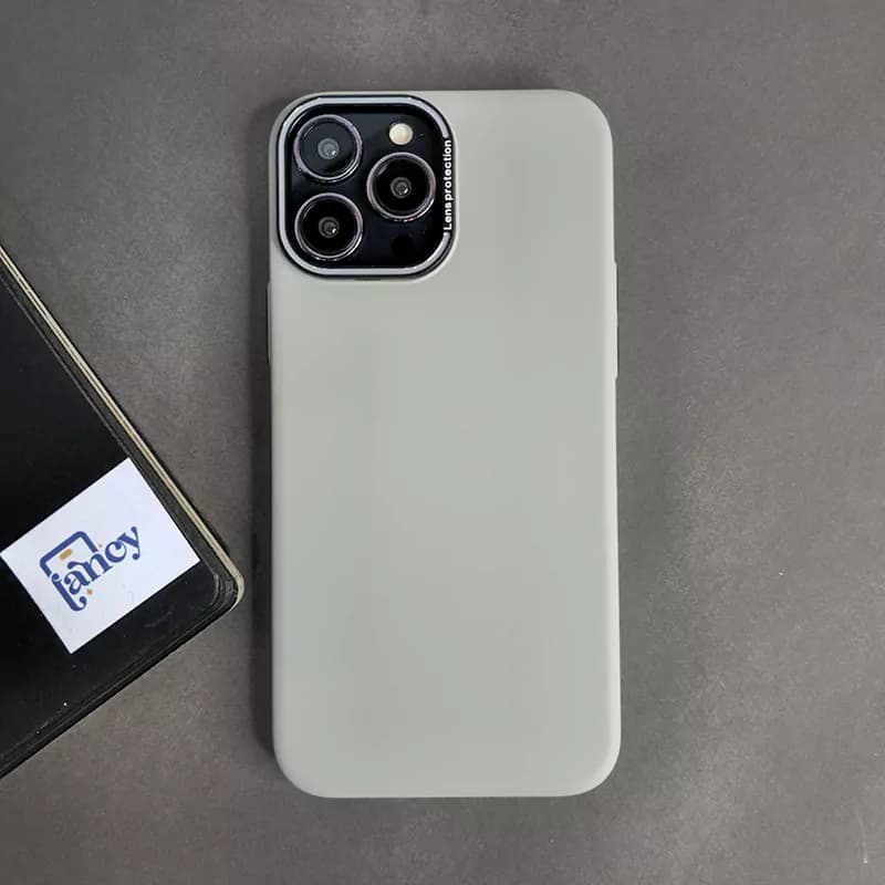 قاب گوشی کیوسری lens protection رنگ کرم — تصویر ۷