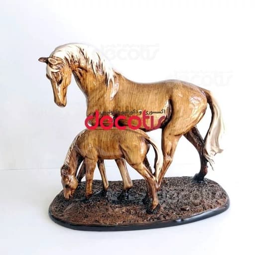 مجسمه اسب و کره اسب — تصویر ۲