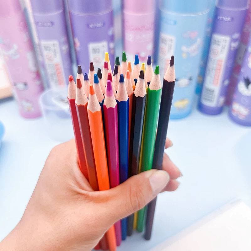 مداد رنگی 24 رنگ استوانه ای (تراش دار ) کد 3456 (کرومی ملودی سنامورول) — تصویر ۹