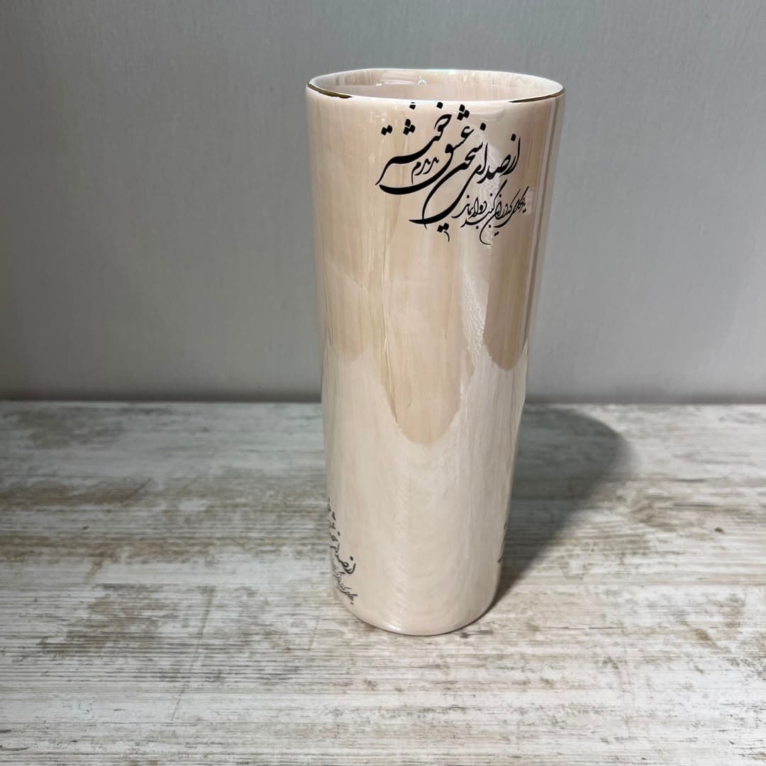 گلدان سرامیکی دستساز طرح سخن عشق