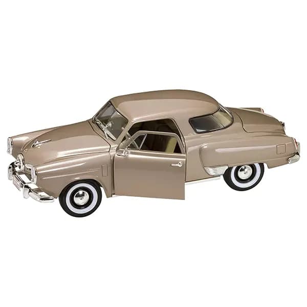 ماکت ماشین فلزی لاکی دایکست مدل 1950 Studebaker Champion — تصویر ۳