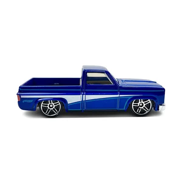 ماشین هات ویلز مدل ’83 Chevy Silverado کد HTC73 — تصویر ۹