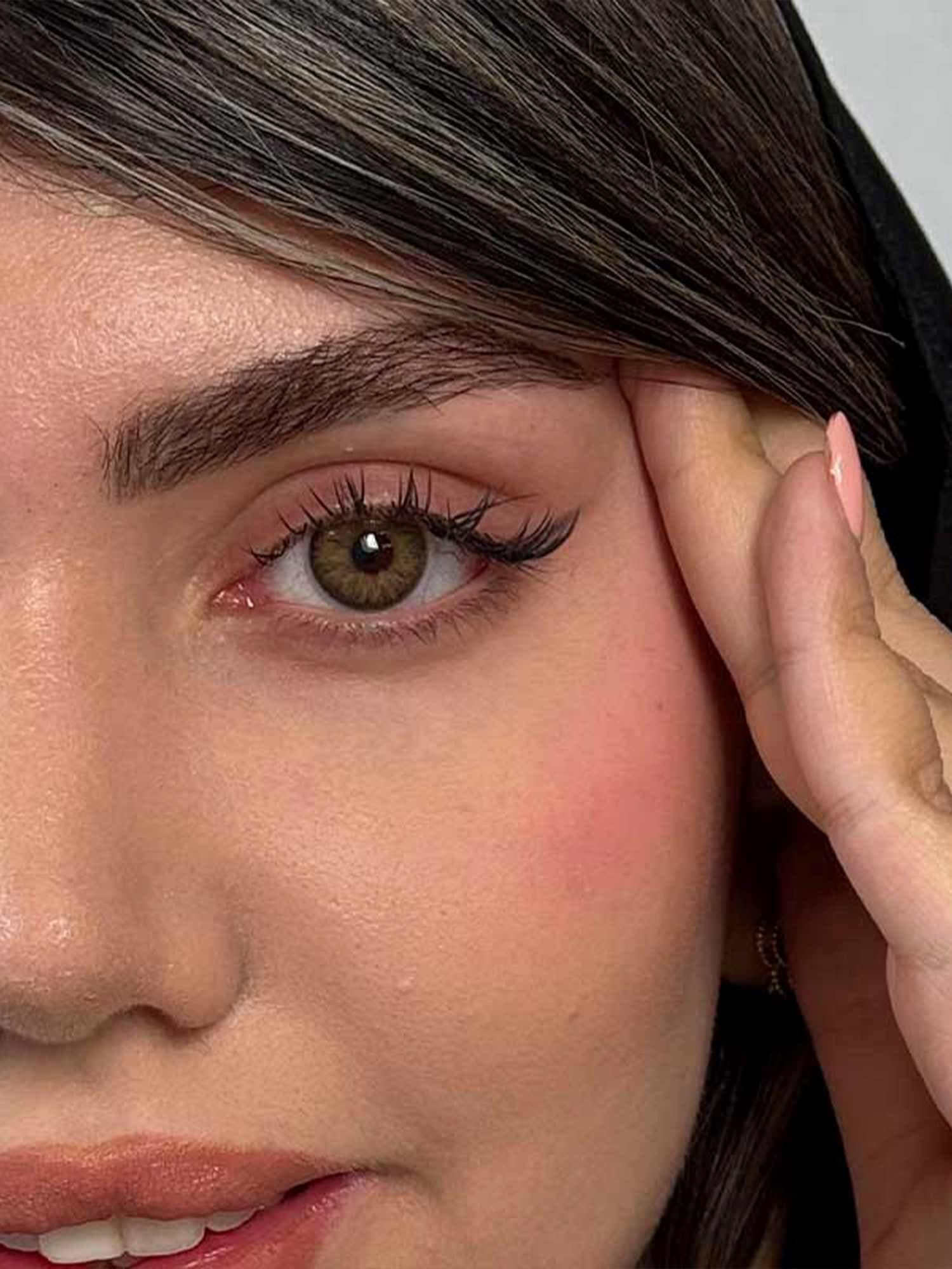 لنز زیبایی رنگی رز کلارا هیزل Clara Hazel — تصویر ۴