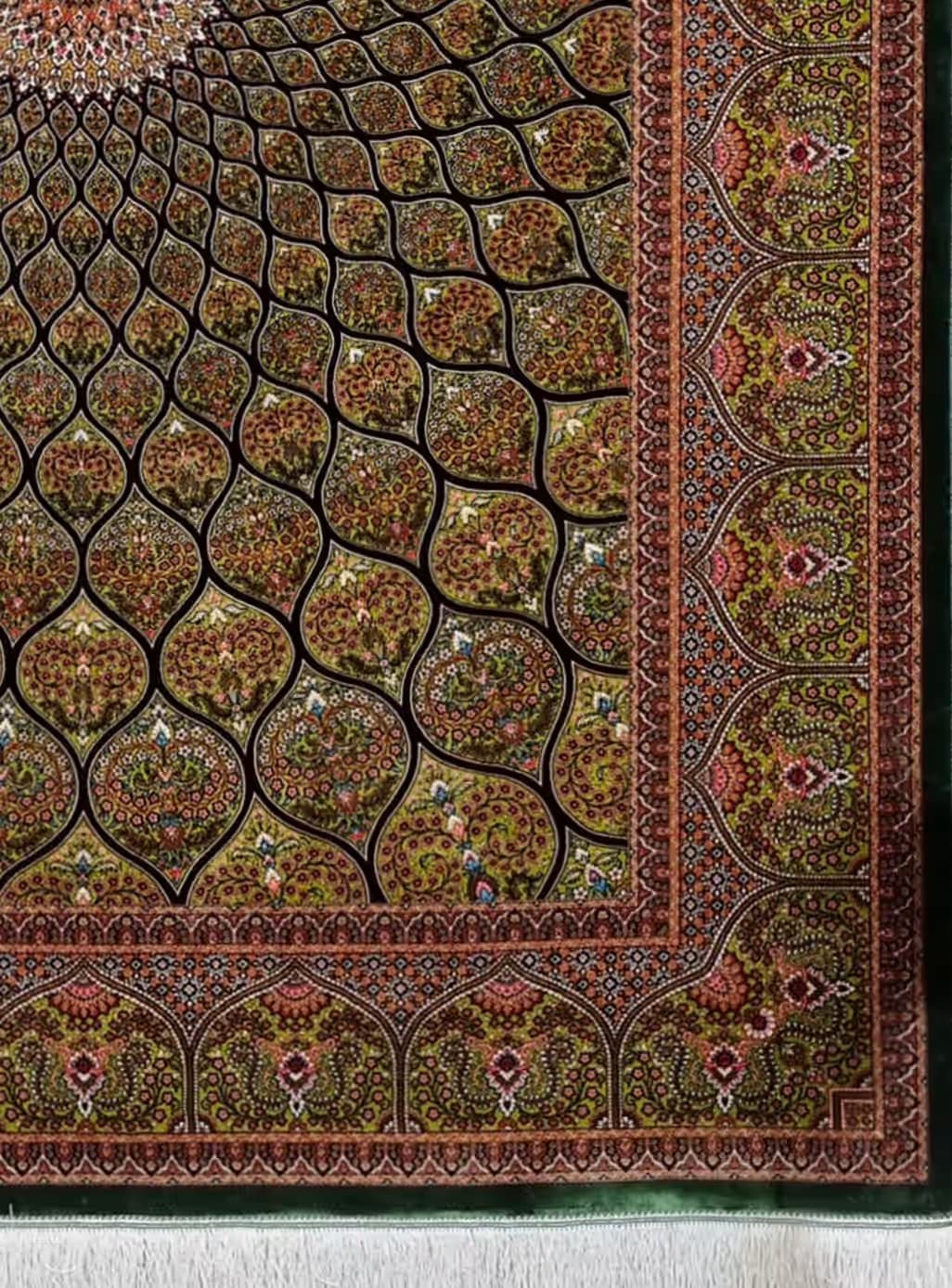 فرش ابریشم طرح سلطانیه 1700 شانه تراکم 5100 کد Q131 — تصویر ۹