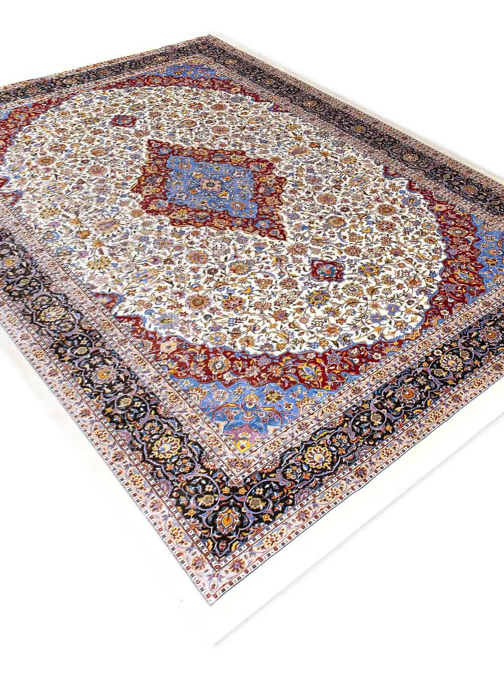فرش ابریشم طرح سیلک 1700 شانه تراکم 5100 کد v533