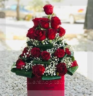 سبد گل زیبا برای تولد؛ مناسب جشن قبولی، ترفیع و هر موفقیت شیرین