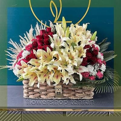 دسته گل لاکچری برای خواستگاری مناسب شرکت‌ها، مطب‌ها و فضاهای اداری