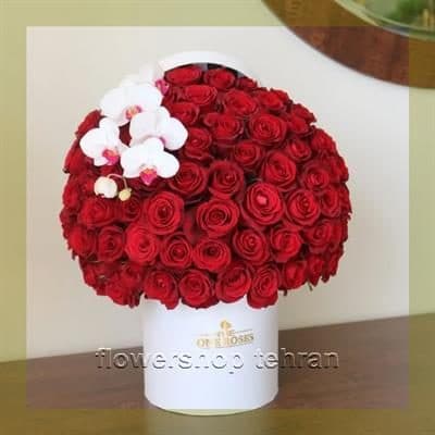 با گل مصنوعی خواستگاری جدید فضای خانه یا محل کار را زنده کن