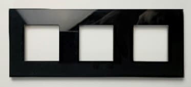 Triple 228Glass Frame Black