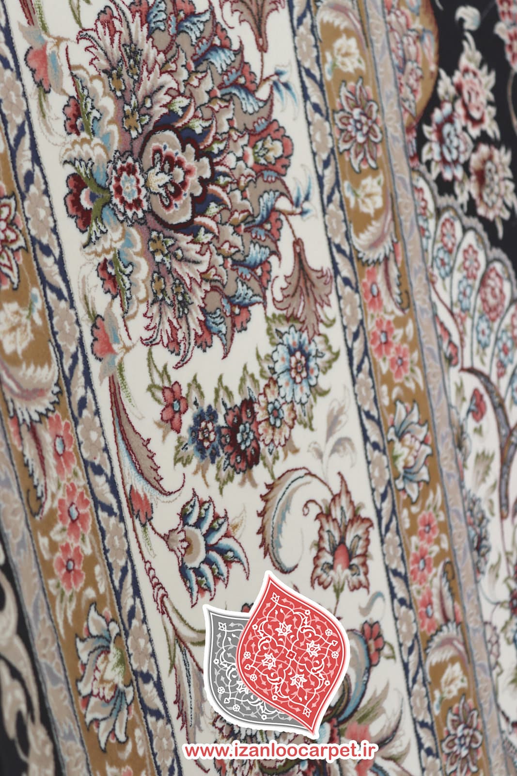 فرش زمرد مشهد طرح 46002 سرمه ای 1500 شانه تراکم 4500 تمام نخ اکریلیک — تصویر ۵