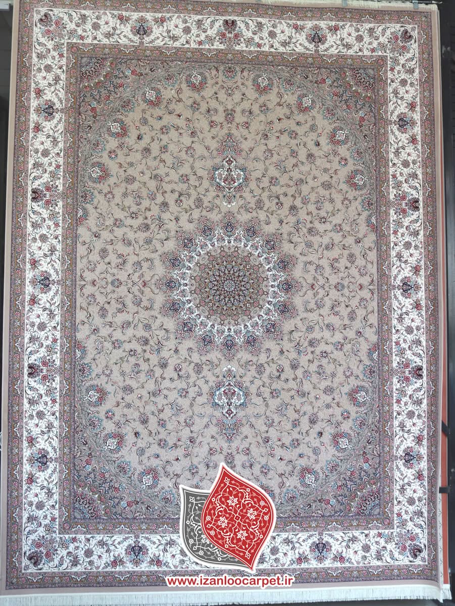 فرش زمرد مشهد طرح 46004 بژ روشن 1500 شانه تراکم 4500 تمام نخ اکریلیک