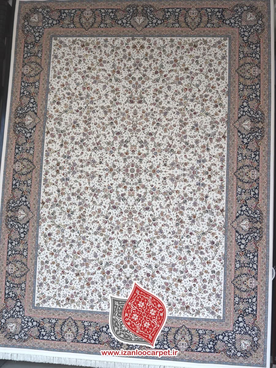 فرش زمرد مشهد طرح 45006 کرم سورمه ای 1500 شانه تراکم 4500 تمام نخ اکریلیک — تصویر ۱۰